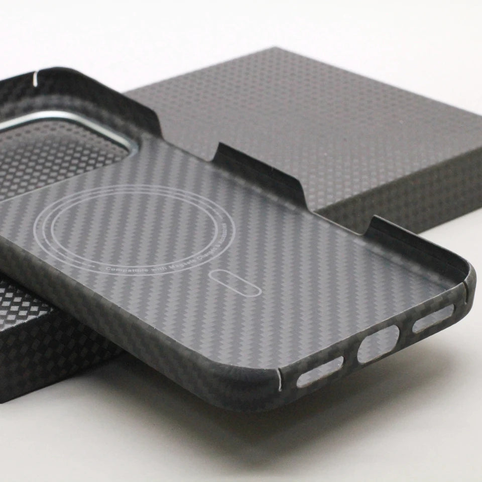 Amstar Magnetic Carbon Fiber Case for iPhone 17 Pro Max / 17 Pro Magsafe Case Aramid Fiber Magnetic Cover for iPhone 17 Air / 17