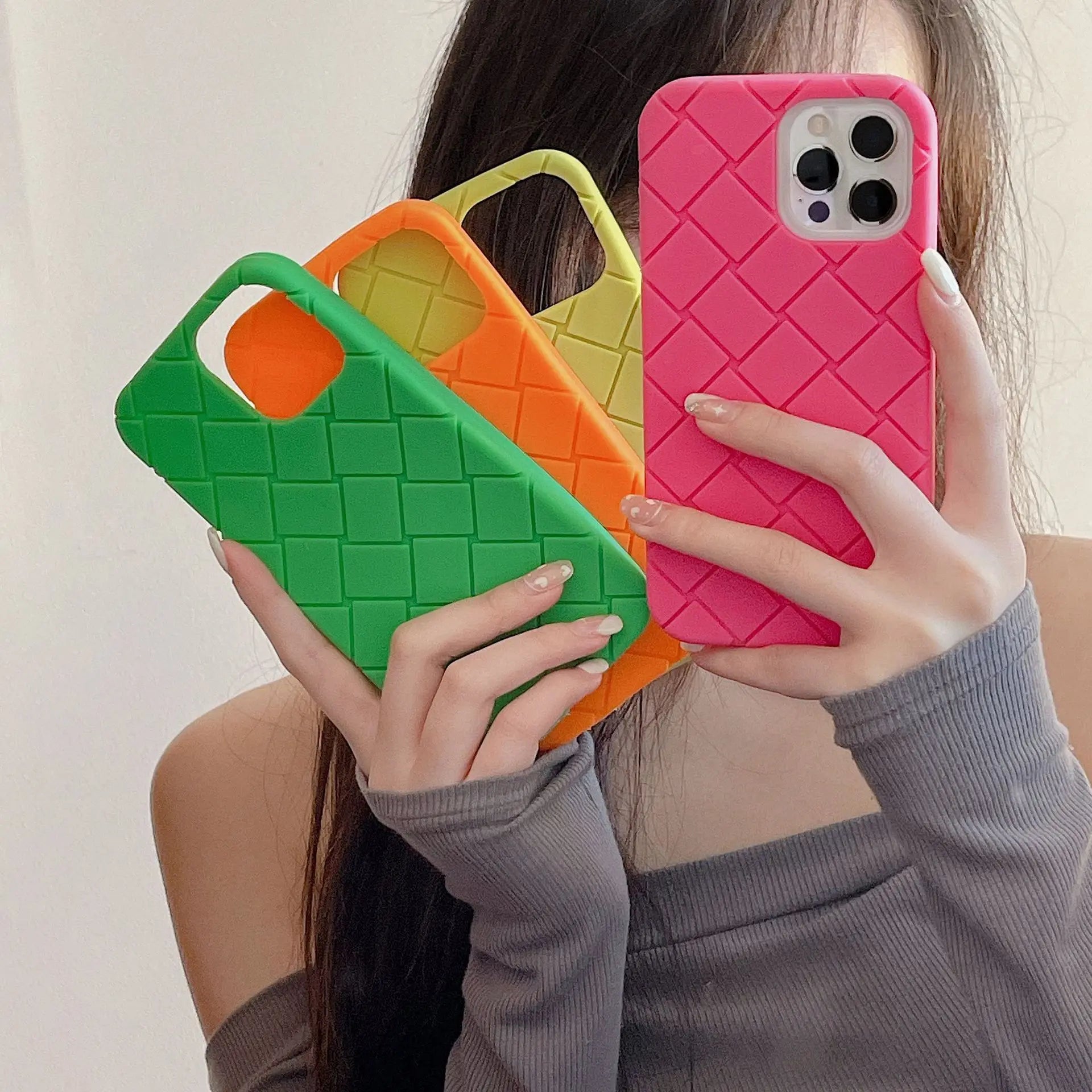 Luxury Woven Pattern Tpu Phone Case for iPhone 15 14 13 12 11 Pro Max Soft Silicone Rubber Back Cover for iPhone 15 14 Female